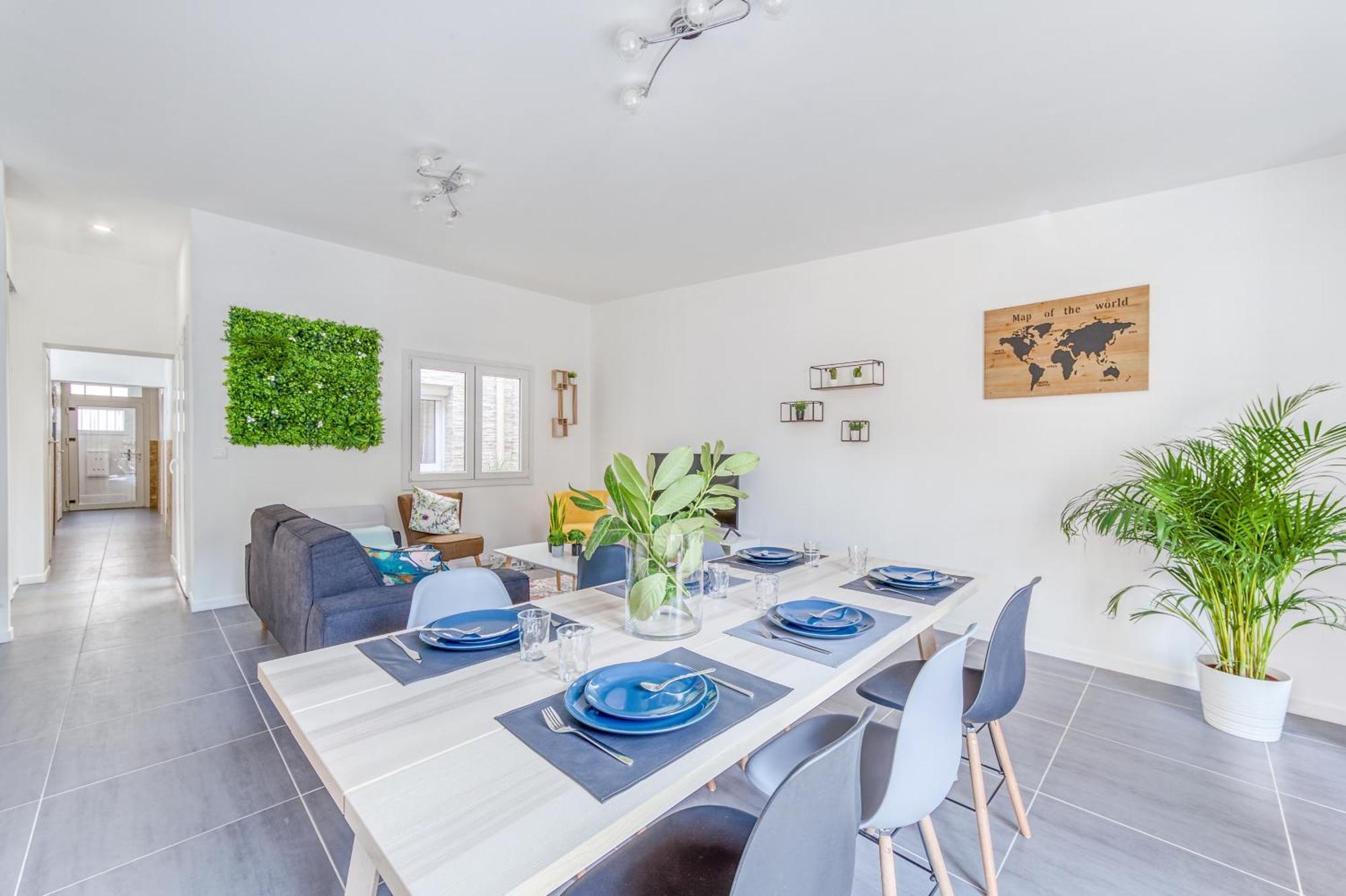 Villa Spacieuse 6 Ch/12 Personnes/ 6 Sdb Wc Privee Valenciennes Kültér fotó